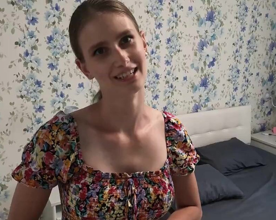 Скромная соседка-медсестра сделала парню все что захотел