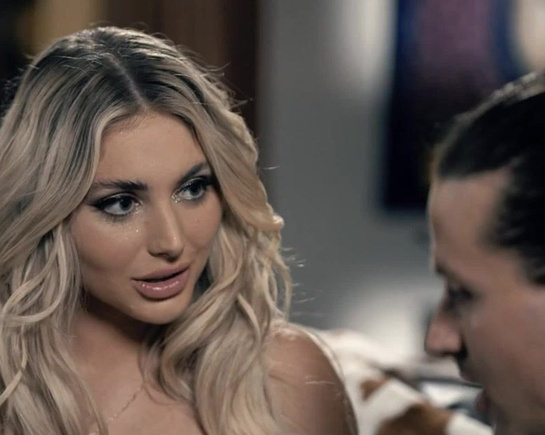 Изменил девушке с ее лучше подругой, когда она спала