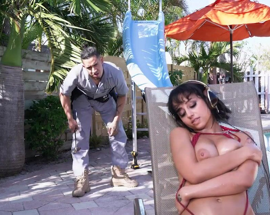 Эй, ты что подглядывал за мной?