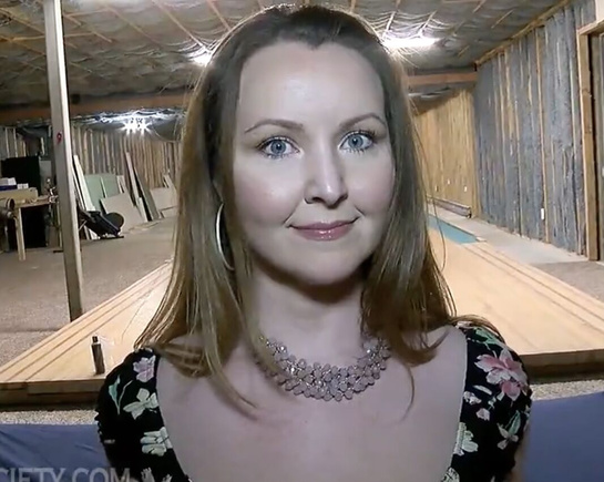 Женщина любит секс с несколькими мужчинами