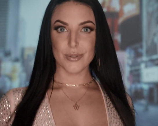 Грудастая мамка любит жесткий секс и скакать на члене