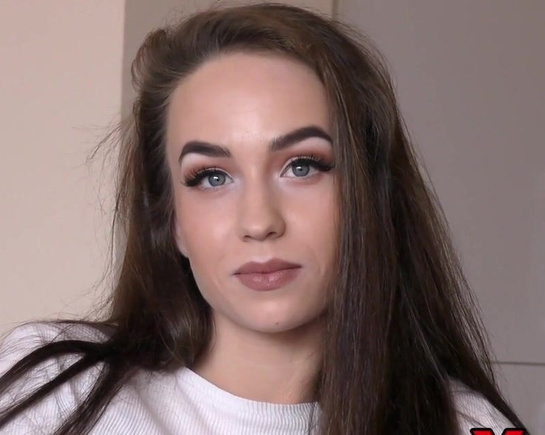 Как ебут русских девушек на кастинге у Вудмана