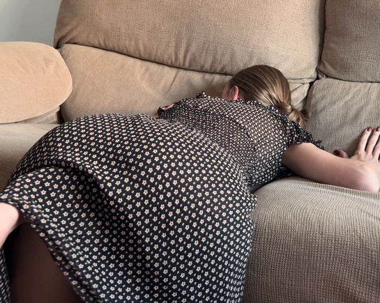 Секс с женой друга с спермой в трусики