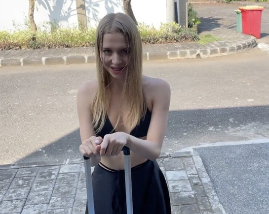 Здравствуйте - это вы здаёте комнату?