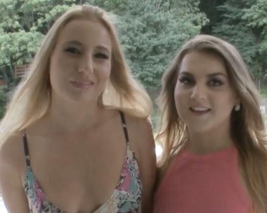 Вот так я и познакомился со своими соседками