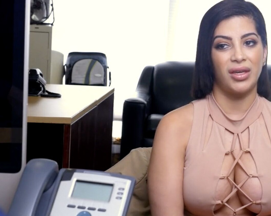 Босс, я готова на всё, только чтобы не потерять работу